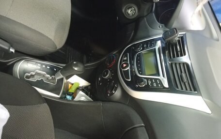 Hyundai Solaris II рестайлинг, 2012 год, 650 000 рублей, 10 фотография