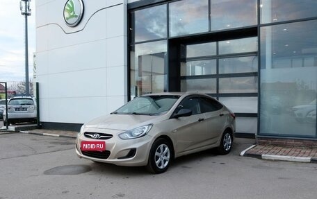 Hyundai Solaris II рестайлинг, 2011 год, 549 000 рублей, 1 фотография