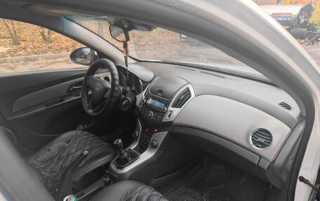 Chevrolet Cruze II, 2014 год, 770 000 рублей, 4 фотография