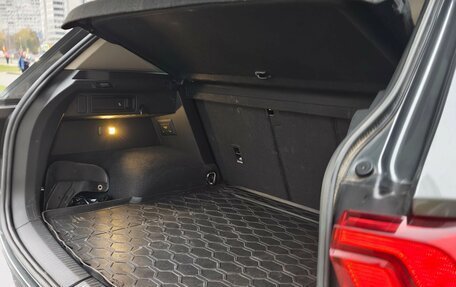 Volkswagen Tiguan II, 2021 год, 3 400 000 рублей, 21 фотография