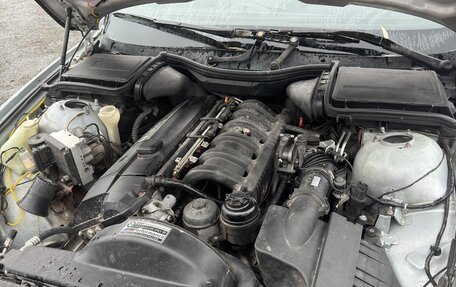 BMW 5 серия, 1998 год, 460 000 рублей, 8 фотография