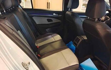 Volkswagen Golf VIII, 2022 год, 2 590 000 рублей, 5 фотография