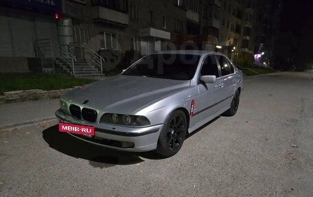 BMW 5 серия, 1998 год, 460 000 рублей, 11 фотография