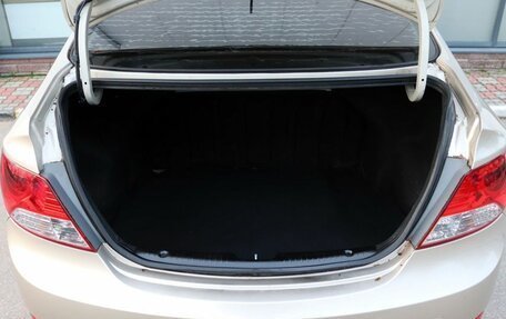 Hyundai Solaris II рестайлинг, 2011 год, 549 000 рублей, 11 фотография
