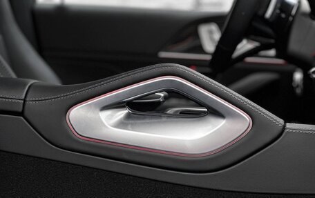 Mercedes-Benz GLS, 2025 год, 18 990 000 рублей, 25 фотография