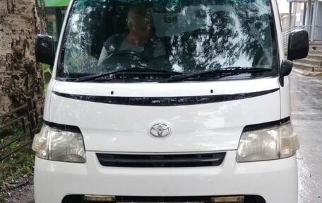 Toyota Town Ace IV, 2011 год, 990 000 рублей, 3 фотография