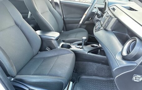 Toyota RAV4, 2013 год, 1 550 000 рублей, 13 фотография