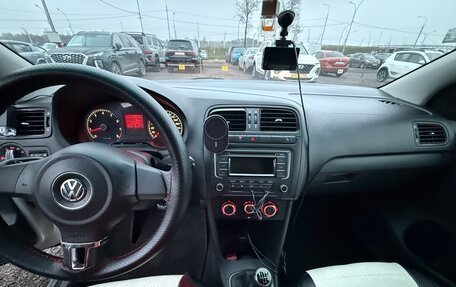 Volkswagen Polo VI (EU Market), 2011 год, 559 000 рублей, 5 фотография