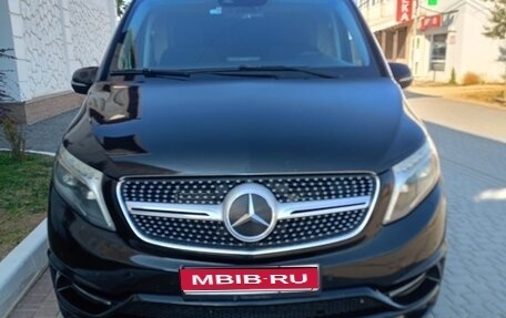 Mercedes-Benz V-Класс, 2015 год, 11 000 000 рублей, 1 фотография