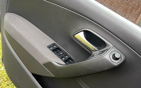 Volkswagen Polo VI (EU Market), 2011 год, 630 000 рублей, 5 фотография