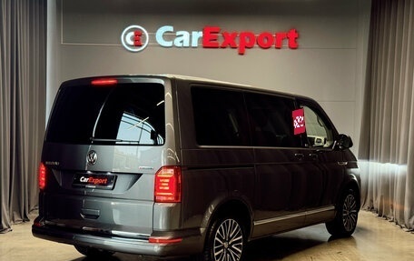 Volkswagen Multivan T6 рестайлинг, 2018 год, 4 350 000 рублей, 6 фотография