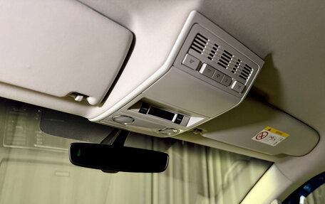 Volkswagen Multivan T6 рестайлинг, 2018 год, 4 350 000 рублей, 23 фотография