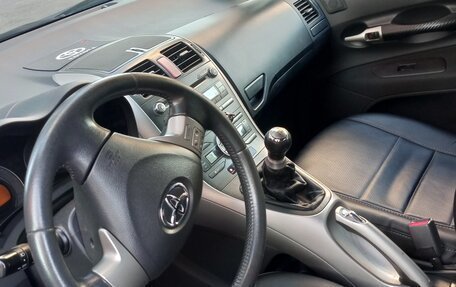 Toyota Auris II, 2007 год, 620 000 рублей, 4 фотография