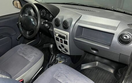 Renault Logan I, 2006 год, 370 000 рублей, 10 фотография