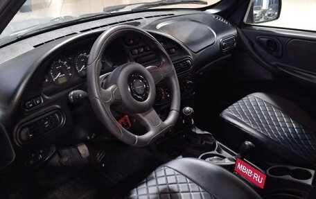 Chevrolet Niva I рестайлинг, 2017 год, 498 000 рублей, 7 фотография