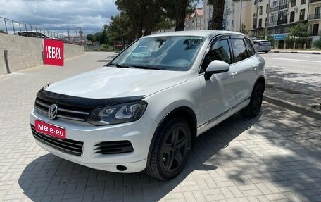 Volkswagen Touareg III, 2012 год, 1 650 000 рублей, 1 фотография