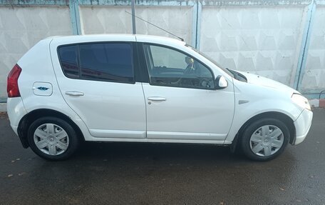 Renault Sandero I, 2010 год, 490 000 рублей, 4 фотография