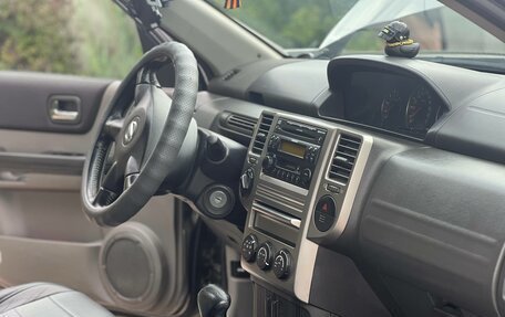 Nissan X-Trail, 2006 год, 700 000 рублей, 16 фотография