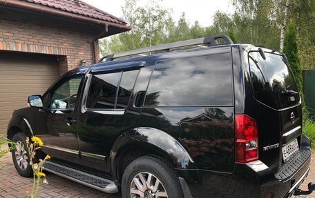 Nissan Pathfinder, 2012 год, 1 850 000 рублей, 24 фотография