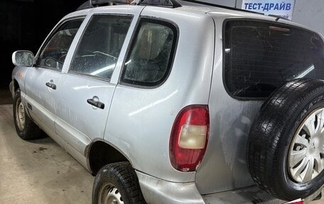 Chevrolet Niva I рестайлинг, 2004 год, 207 000 рублей, 3 фотография