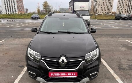 Renault Sandero II рестайлинг, 2018 год, 850 000 рублей, 1 фотография