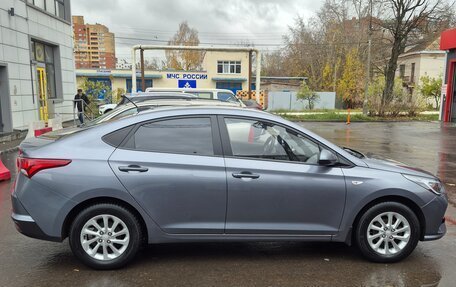 Hyundai Solaris II рестайлинг, 2021 год, 1 800 000 рублей, 6 фотография