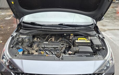 Hyundai Solaris II рестайлинг, 2021 год, 1 800 000 рублей, 7 фотография