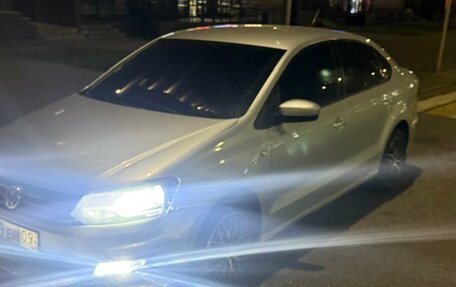 Volkswagen Polo VI (EU Market), 2015 год, 820 000 рублей, 9 фотография