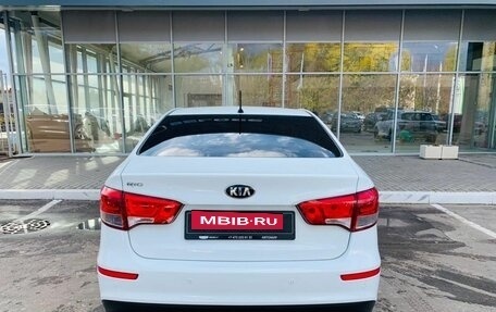 KIA Rio III рестайлинг, 2015 год, 1 050 000 рублей, 6 фотография