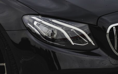 Mercedes-Benz E-Класс, 2017 год, 1 900 000 рублей, 4 фотография