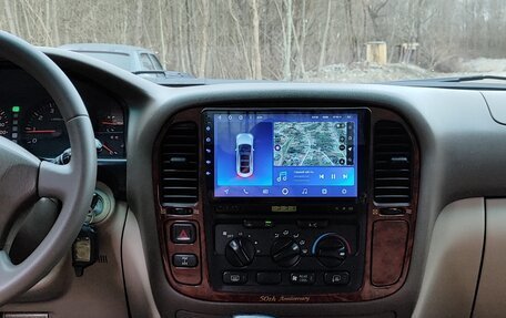 Toyota Land Cruiser 100 рестайлинг 2, 2001 год, 2 600 000 рублей, 4 фотография