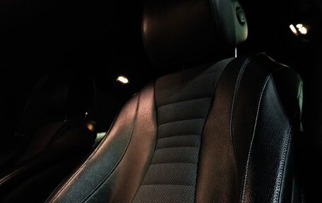 Mercedes-Benz E-Класс, 2017 год, 1 900 000 рублей, 13 фотография