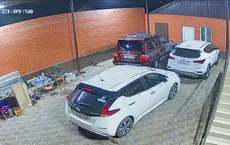 Nissan Leaf II, 2018 год, 2 300 000 рублей, 5 фотография