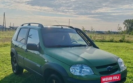 Chevrolet Niva I рестайлинг, 2014 год, 600 000 рублей, 3 фотография