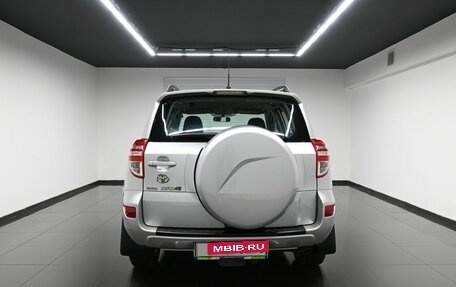 Toyota RAV4, 2011 год, 1 645 000 рублей, 4 фотография