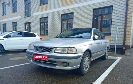 Nissan Sunny B15, 2000 год, 280 000 рублей, 1 фотография