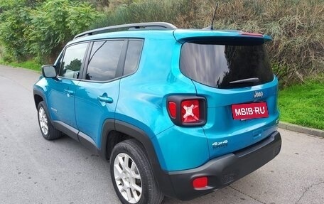 Jeep Renegade I рестайлинг, 2022 год, 1 900 000 рублей, 5 фотография