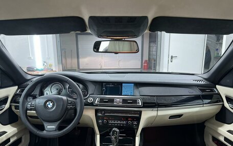 BMW 7 серия, 2011 год, 1 400 000 рублей, 30 фотография