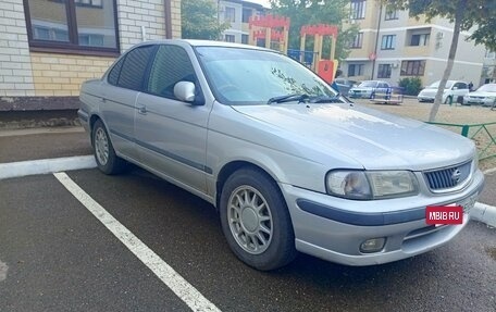 Nissan Sunny B15, 2000 год, 280 000 рублей, 2 фотография