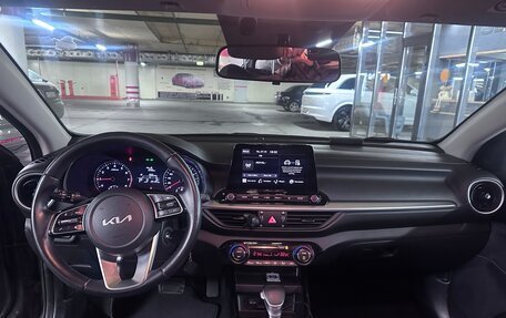 KIA Cerato IV, 2022 год, 2 300 000 рублей, 10 фотография