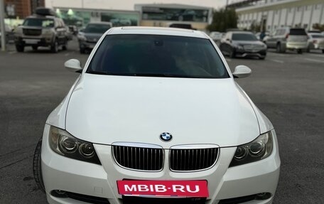 BMW 3 серия, 2007 год, 1 060 000 рублей, 9 фотография