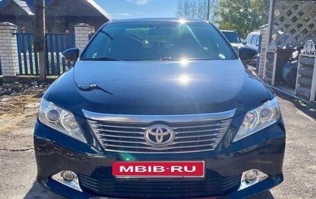 Toyota Camry, 2013 год, 1 370 000 рублей, 3 фотография
