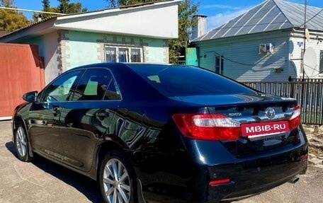 Toyota Camry, 2013 год, 1 370 000 рублей, 10 фотография