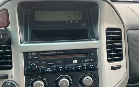 Mitsubishi Pajero III рестайлинг, 2006 год, 1 200 000 рублей, 5 фотография