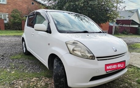 Toyota Passo III, 2004 год, 460 000 рублей, 2 фотография