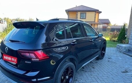 Volkswagen Tiguan II, 2019 год, 2 690 000 рублей, 4 фотография