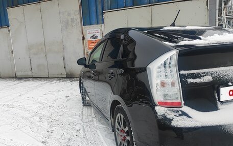 Toyota Prius, 2011 год, 900 000 рублей, 9 фотография