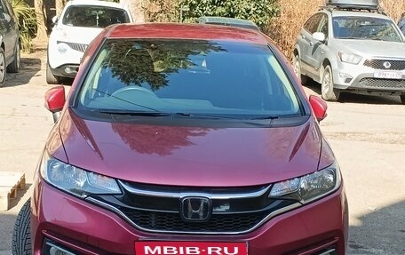 Honda Fit III, 2018 год, 1 350 000 рублей, 1 фотография
