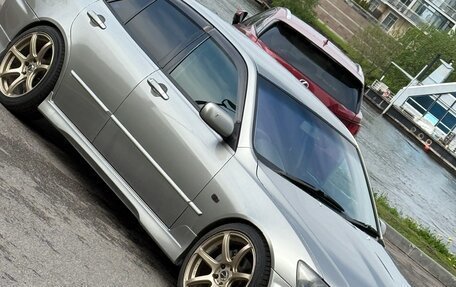 Toyota Altezza, 2002 год, 1 200 000 рублей, 1 фотография