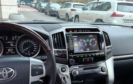 Toyota Land Cruiser 200, 2014 год, 3 160 000 рублей, 19 фотография